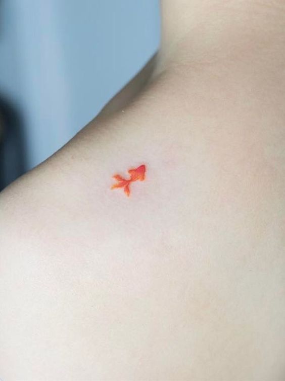 Mini tattoos pinterest 8 - Mini tattoos for girls looking for something cute and simple