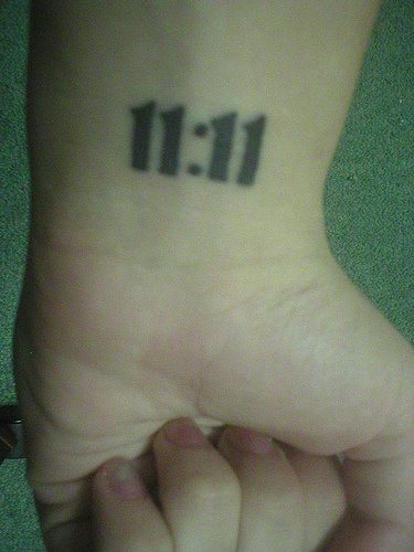 wrist tattoo 1095