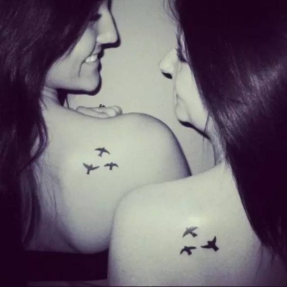 434258847b3b73c5dd9553bfcaa38198 - 12 tattoos you should get with your best friend