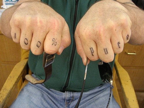 501 joint finger tattoo