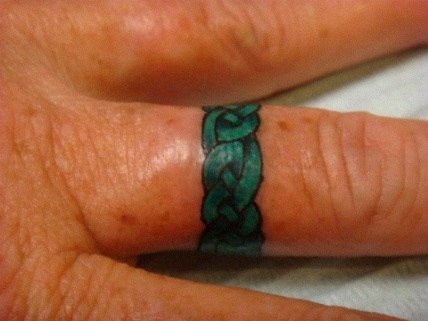 tattoo finger joint 529