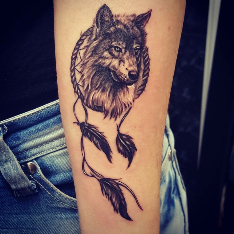 wolf-modern-original tattoo