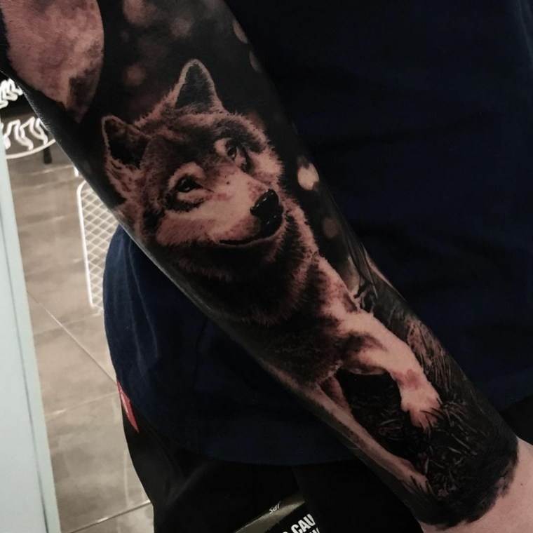 wolf tattoo forearm-sleeve