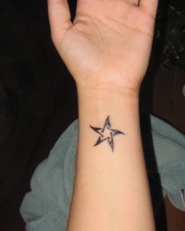 It was about time we saw a tattoo composed of only one star