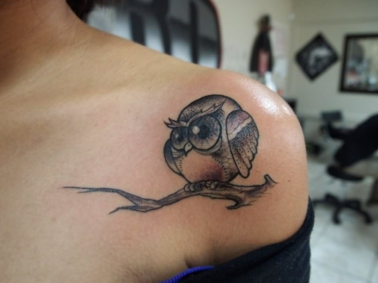 tattoos for women-shoulder-owl