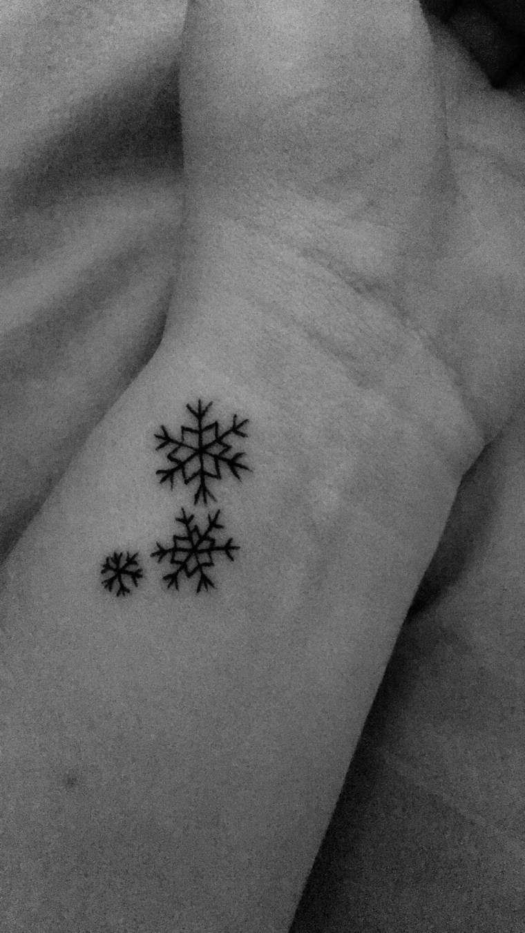 tattoos with meaning-snowflakes