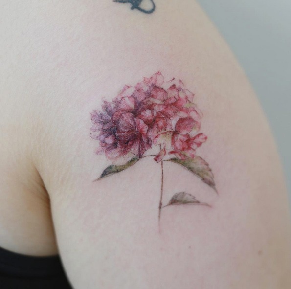 61 Elegant Tattoo Designs All introverted women will love  