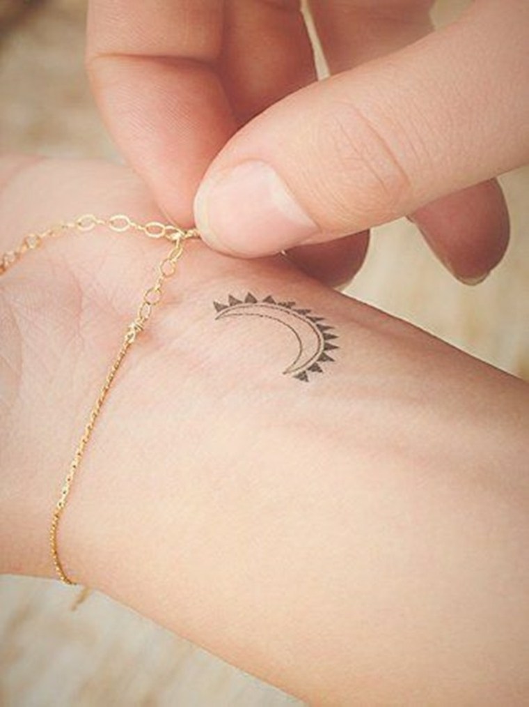 tattoo-of-moon