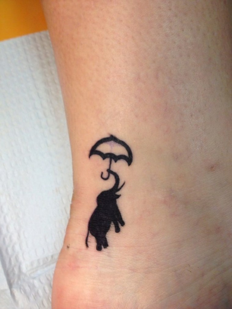 tattoo-elephant-with-umbrella