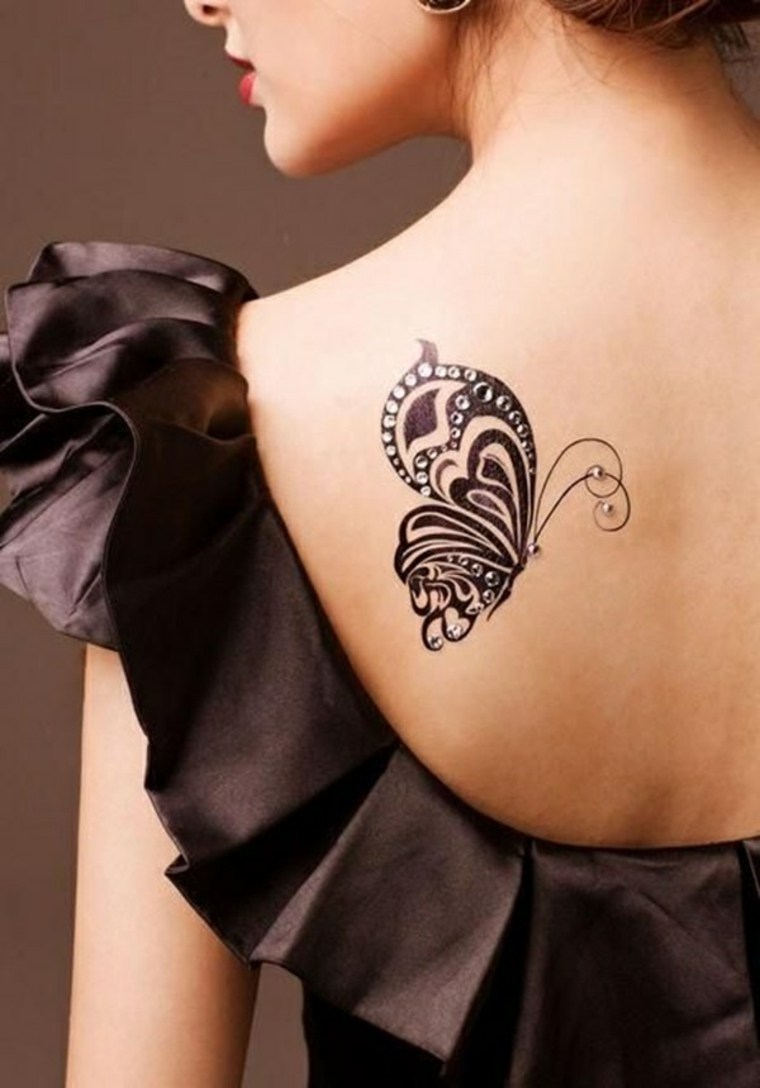 tattoo-butterfly-on-the-shoulder