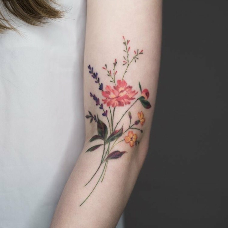 Flower tattoo: defining its meaning