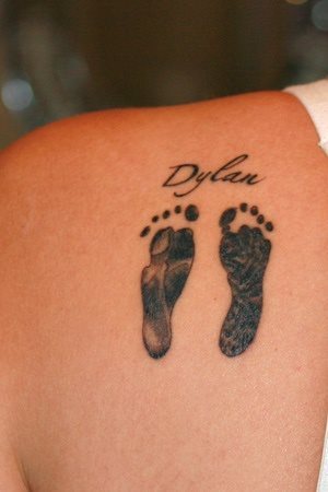 Footprints with the name Dylan