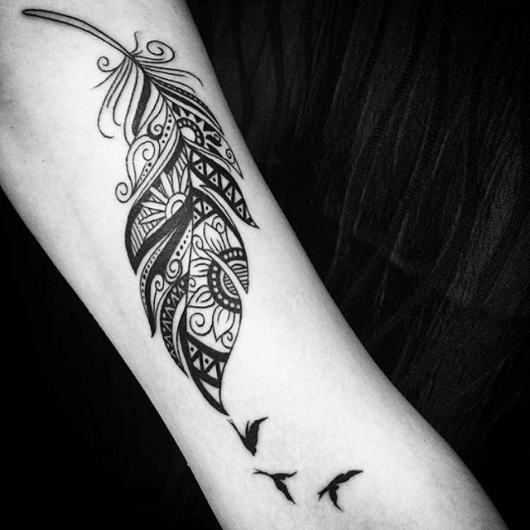 tattoos-of-feathers-interesting-designs