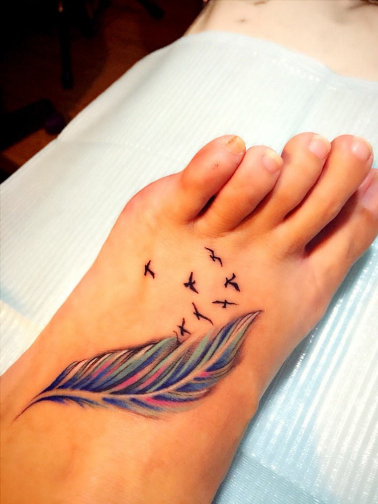 tattoo-leg-feather-birds