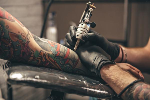 How to prevent a tattoo from getting infected - My tattoo is peeling, can it get infected?