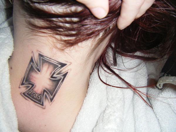 what-is-the-meaning-of-cross-tattoos-clubtattoo-your-number-one