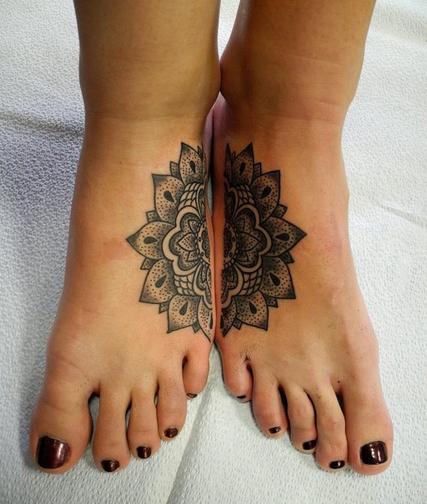 The best tattoos for sisters - Incomplete tattoos